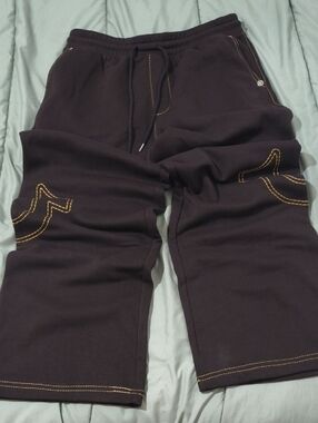 True Religion feature the brand's signature "Big T". Tags Off/Never Worn